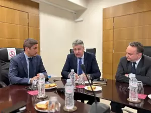 Αυγενάκης: Δημιουργούμε ένα ισχυρό θεσμικό πλαίσιο προστασίας του ελληνικού μελιού