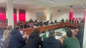 Δήμος Δίου-Ολύμπου: Σύσκεψη για τη διαχείριση των ζημιών που υπέστησαν οι αγρότες μετά την πρόσφατη θεομηνία Δήμος Δίου Ολύμπου: Σύσκεψη για τη διαχείριση των ζημιών που υπέστησαν οι αγρότες μετά την πρόσφατη θεομηνία