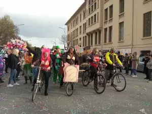 ΕΛ.Π.ΠΙ.: Στο «Καρναβαλι Θεσσαλονικης» (εικόνες) ΕΛ.Π.ΠΙ.: Στο «Καρναβαλι Θεσσαλονικης»