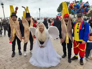 ΕΛ.Π.ΠΙ.: Στο «Καρναβαλι Θεσσαλονικης» (εικόνες) ΕΛ.Π.ΠΙ.: Στο «Καρναβαλι Θεσσαλονικης»