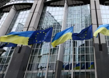 Ευρωπαϊκή Ένωση: Επιτάχυνση και εντατικοποίηση της στρατιωτικής βοήθειας στην Ουκρανία