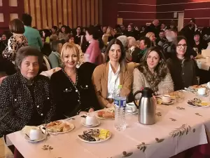 Ο Γέροντας της Φιλοθέου στο απογευματινό τσάι του Τιμίου Σταυρού