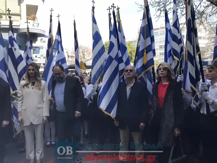Κατερίνη: Κατάθεση στεφάνων στο μνημείο του Γεωργάκη Ολυμπίου