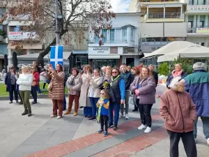 Κατερίνη: Πλατεία ελευθερίας – Χορεύοντας με την  Εστία Πιερίδων Μουσών (εικόνες & βίντεο)
