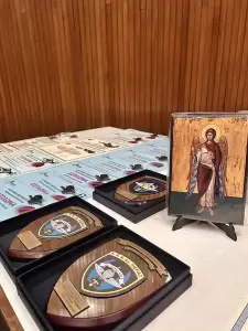 Κοπή βασιλόπιτας της ομάδας αλεξιπτωτιστών αστυνομικών της Λ.Ε.Κ.ΑΛ. Ν. Πιερίας