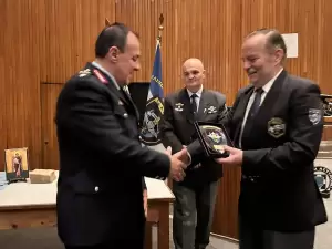 Κοπή βασιλόπιτας της ομάδας αλεξιπτωτιστών αστυνομικών της Λ.Ε.Κ.ΑΛ. Ν. Πιερίας