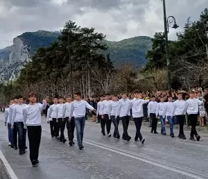 Λιτόχωρο: Η παρέλαση για την Εθνική επέτειο της 25ης