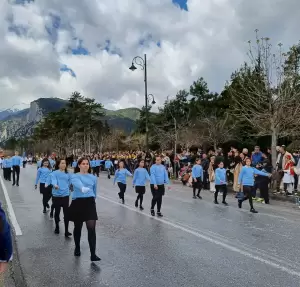 Λιτόχωρο: Η παρέλαση για την Εθνική επέτειο της 25ης Μαρτίου(εικόνες)