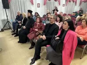 «Μεθώντας μ’ ένα κρασί αγιονορείτικο» και «Αρσανάδες και αρχονταρίκια»