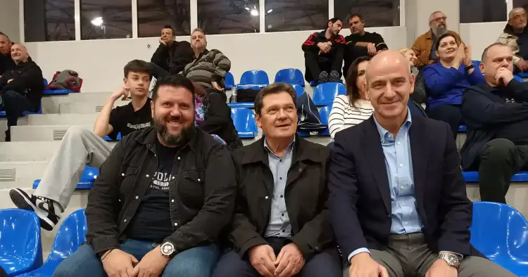 Στο ΔΑΚ Αιγινίου ο Βουλευτής Φώντας Μπαραλιάκος!