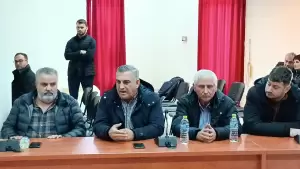 Σύσκεψη με εκπροσώπους του ΕΛΓΑ στο δημαρχείο Κονταριώτισσας για την κακοκαιρία που έπληξε τη Νότια Πιερία