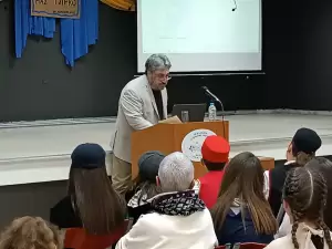 Η θεατρική παράσταση «Το Μεγάλο Τσίρκο» από το 2ο δημοτικό σχολείο Κατερίνης