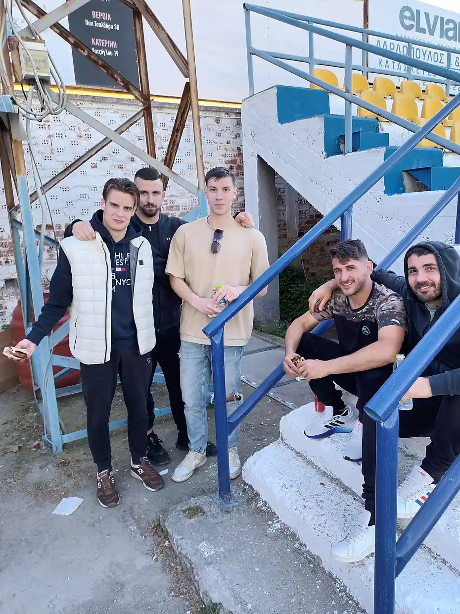 Αιγινιακός - Μπάρμπεκιου...γενεθλίων! Αιγινιακός – Μπάρμπεκιου…γενεθλίων!