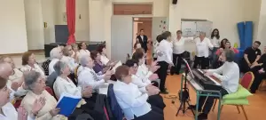 Εκδήλωση της χορωδίας των ΚΑΠΗ Κατερίνης στο Ειδικό Δημοτικό Σχολείο Εκδήλωση της χορωδίας των ΚΑΠΗ Κατερίνης στο Ειδικό Δημοτικό Σχολείο