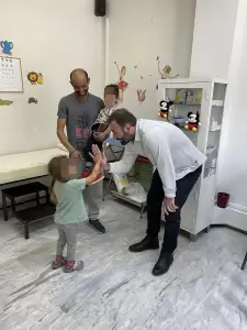 Εμβολιασμός παιδιών Ρομά για την πρόληψη της Ιλαράς