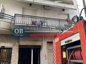 Κατερίνη: Φωτιά σε ισόγειο κατάστημα στην οδό Ελασσόνος (εικόνες) Κατερίνη: Φωτιά σε ισόγειο κατάστημα στην οδό Ελασσόνος