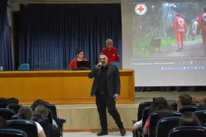 Κατερίνη - Σεμινάριο σε μαθητές για παροχή πρώτων βοηθειών σε ζώα συντροφιάς Κατερίνη – Σεμινάριο σε μαθητές για παροχή πρώτων βοηθειών σε ζώα συντροφιάς