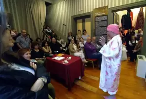 Η μαγεία της τέχνης του θεάτρου στο Κέντρο Τεχνών Εννέα Μούσες