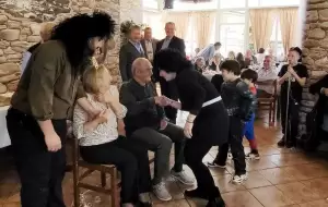 Με επιτυχία έκοψαν  πίτα και φέτος στη Φυλή τα μέλη του Συλλόγου Κοκκινοπλιτών Αττικής