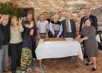 Με επιτυχία έκοψαν  πίτα και φέτος στη Φυλή τα μέλη του Συλλόγου Κοκκινοπλιτών Αττικής