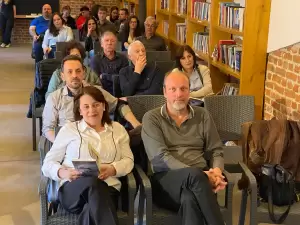 Παρουσιάστηκαν «Τα Ίχνη Παρουσίας» του Σάκη Στρογγύλη