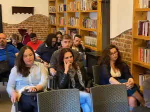 Παρουσιάστηκαν «Τα Ίχνη Παρουσίας» του Σάκη Στρογγύλη