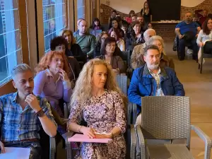 Παρουσιάστηκαν «Τα Ίχνη Παρουσίας» του Σάκη Στρογγύλη