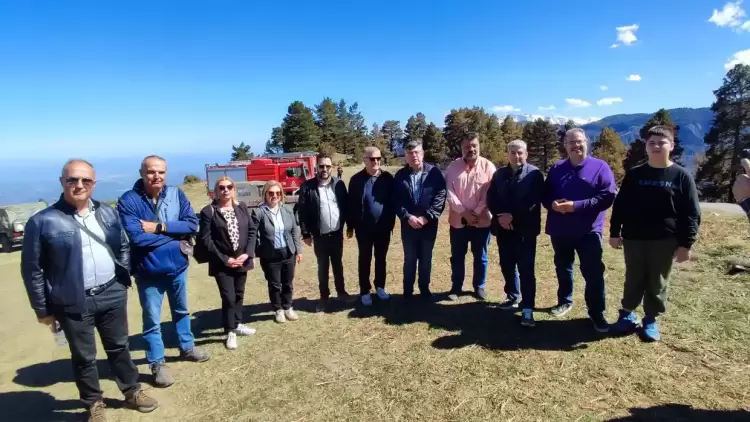 περιόδευσε στην περιοχή Πιέρια Όρη