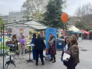 Ο Σύλλογος Προστασίας Ατόμων με Αυτισμό Πιερίας διοργάνωσε εκδήλωση στην Κεντρική Πλατεία Κατερίνης