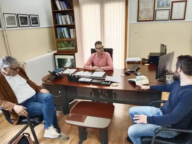 Τ.Ε. Πιερίας του ΚΚΕ: Περιοδεία κλιμακίου στην Πυροσβεστική Υπηρεσία Κατερίνης και στην Διεύθυνση Δασών Πιερίας (εικόνες - βίντεο) Τ.Ε. Πιερίας του ΚΚΕ: Περιοδεία κλιμακίου στην Πυροσβεστική Υπηρεσία Κατερίνης και στην Διεύθυνση Δασών Πιερίας