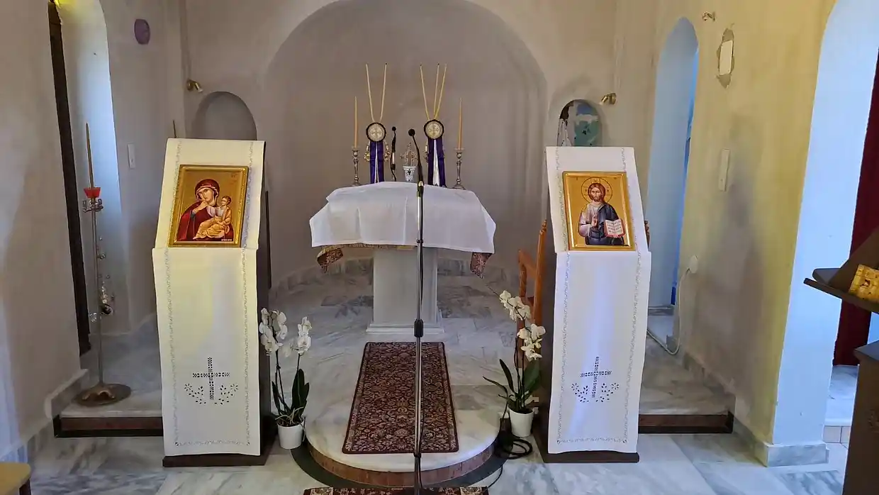 Θυρανοίξια Παρεκκλησίου του Αγ. Λαζάρου από τον Μητροπολίτη Κίτρους κ. Γεώργιο Θυρανοίξια Παρεκκλησίου του Αγ. Λαζάρου από τον Μητροπολίτη Κίτρους κ. Γεώργιο