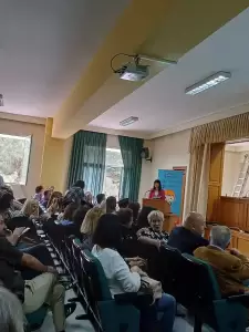 Το παζλ του αυτισμού  πολύχρωμα και έντονα