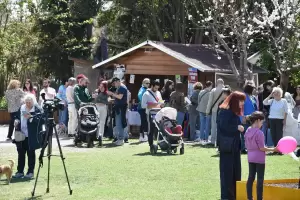 «Υιοθετώ! Δεν Αγοράζω!» – Η 1η γιορτή υιοθεσίας αδέσποτων ζώων του Δήμου Κατερίνης είναι γεγονός  