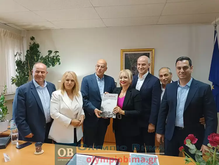 Η Πιερία δεν είναι ένας τυχαίος νομός για την Νέα Δημοκρατία τόνισε ο Νίκος Δένδιας στην Κατερίνη (εικόνε & βίντεο) Live – Κατερίνη: Στην Περιφέρεια Πιερίας, ο Υπουργός Εθνικής Άμυνας Νίκος Δένδιας (εικόνες & βίντεο)