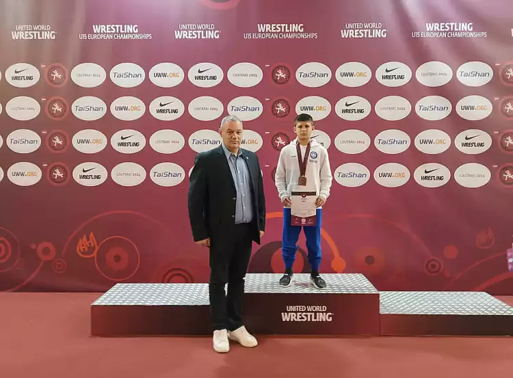 Αρχέλαος Κατερίνης: Χάλκινο Μετάλλιο ο Νίκος Ζινίσα στο Πανευρωπαϊκό Πρωτάθλημα Πάλης U15