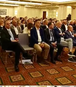 Είμαστε ο κλάδος που συνεισφέρει τα μέγιστα  στην εξωστρέφεια της ελληνικής οικονομίας και στην απασχόληση