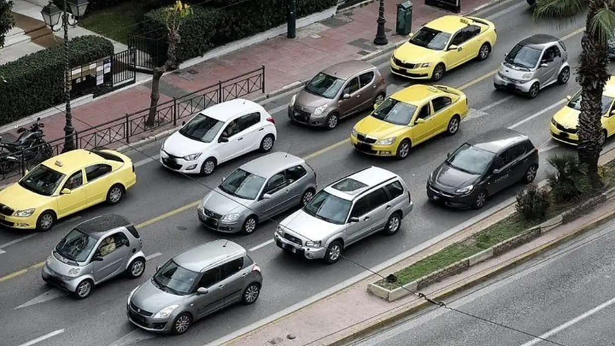 Η επιθετική συμπεριφορά των οδηγών φοβίζει το 87% των Ελλήνων