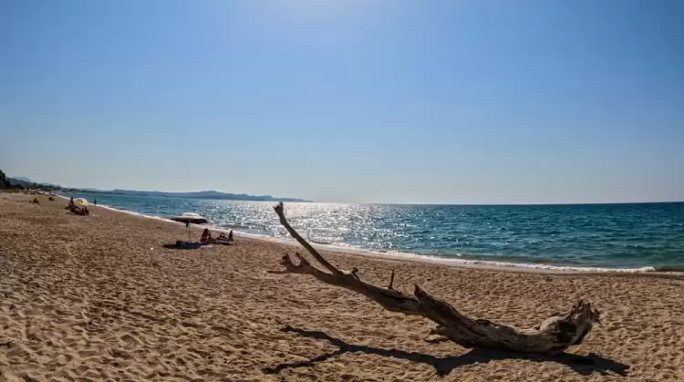 Ο καιρός σήμερα, Δευτέρα 20/5: Συννεφιά με πιθανές βροχές απο το μεσημέρι