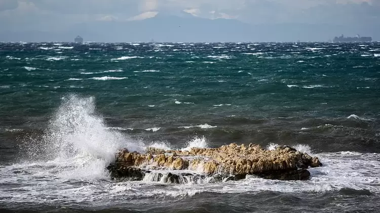 Ο καιρός σήμερα, Πέμπτη 30/5: Αίθριος καιρός με αραιές νεφώσεις και πιθανές βροχές