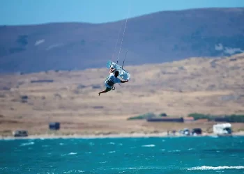 Κάρπαθος και Λήμνος, ιδανικά νησιά για Windsurfing και καταδύσεις