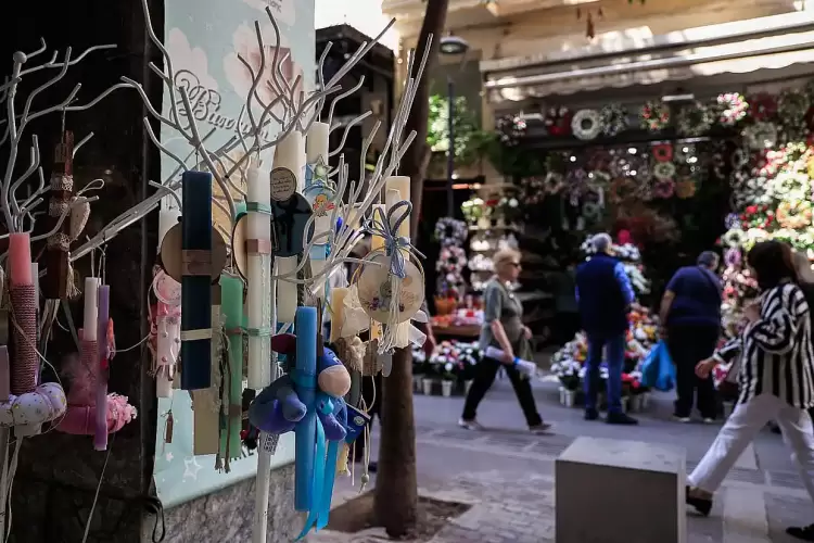 Μεγάλο Σάββατο: Το ωράριο των καταστημάτων – Πώς θα λειτουργήσουν τα σούπερ μάρκετ