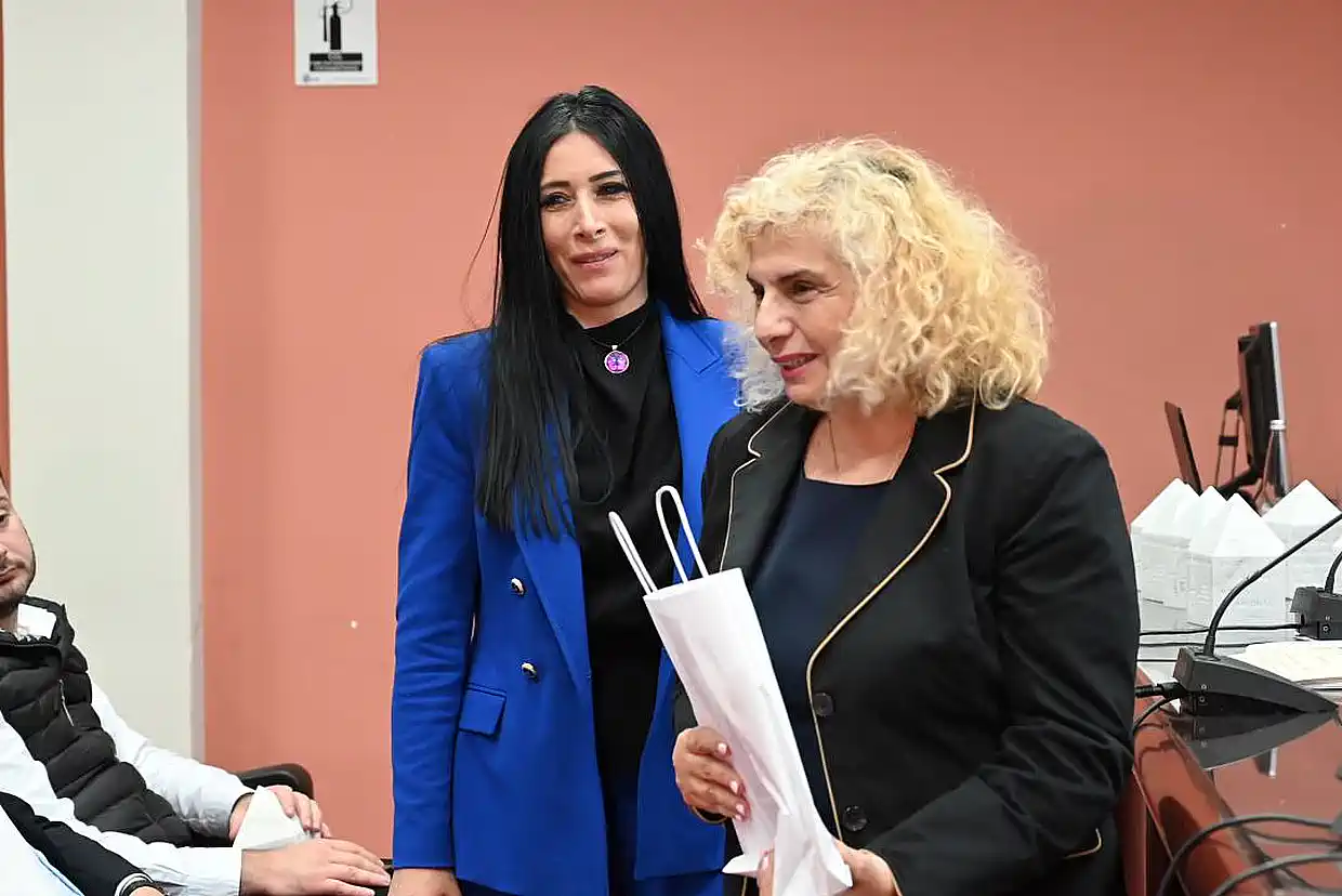 Ολύμπια Εν Δίω: Εκδήλωση για τα 15 χρόνια προσφοράς (εικόνες) Ολύμπια Εν Δίω: Εκδήλωση για τα 15 χρόνια προσφοράς