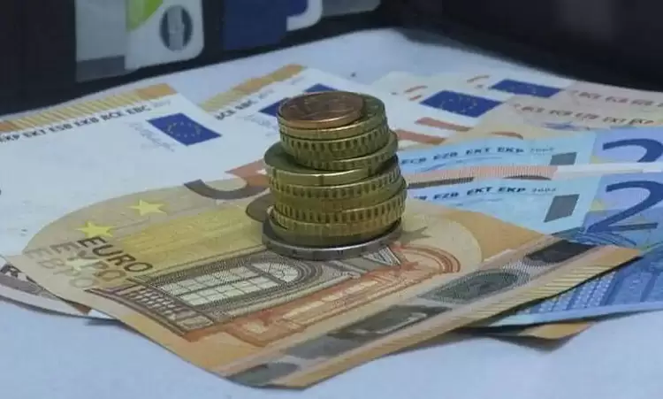 Πληρωμές E–ΕΦΚΑ και ΔΥΠΑ από 20 έως 24 Μαΐου – Ποιοι πάνε ταμείο