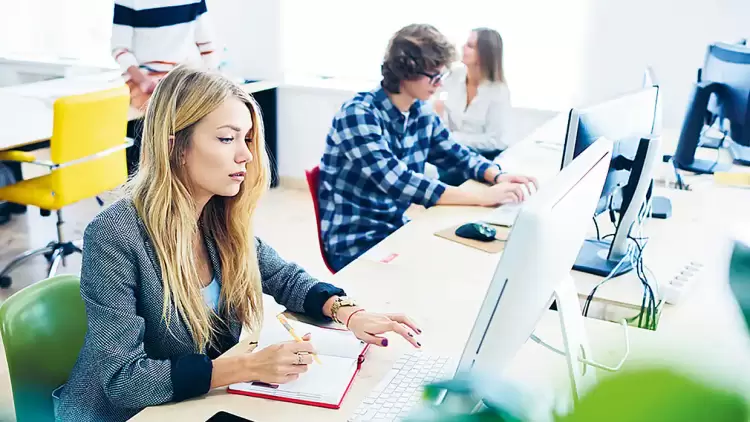 Πόσο πρέπει να αμείβεται κάποιος για να δηλώνει ευτυχισμένος