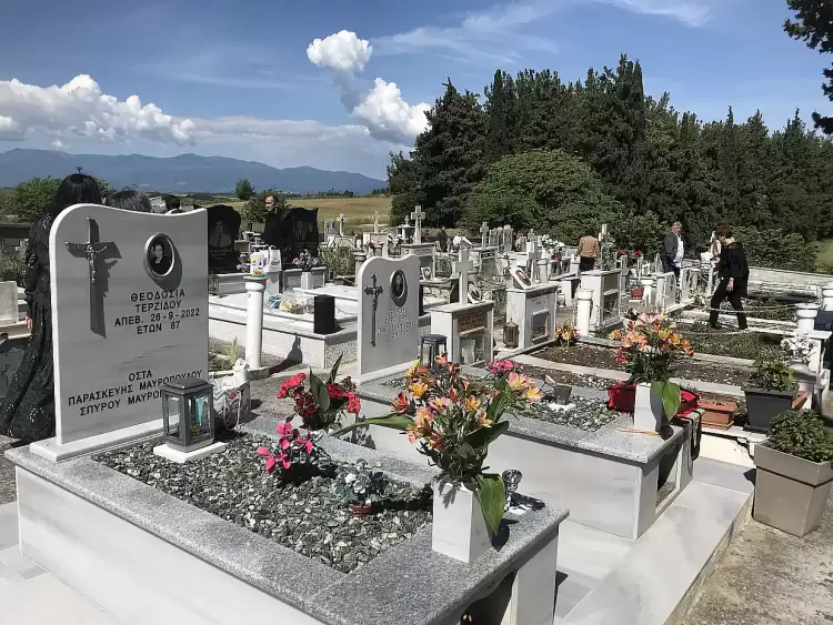 Ταφικό  Έθιμο στη Νέα Τραπεζούντα 