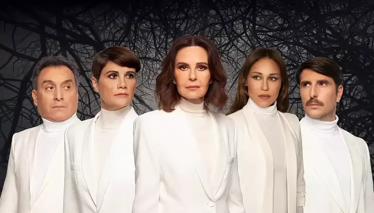 Θέατρο Κάτια Δανδουλάκη: Διάλεξε τον θάνατό σου αγάπη μου