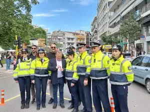 Τροχαία Κατερίνης: Πασχαλινή δράση – Αυγά και συμβουλές σωστής οδικής συμπεριφοράς