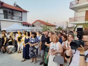 Η ετήσια έκθεση του Γιώργου Βροντινού στην παλιά γειτονιά στο Λιτόχωρο.