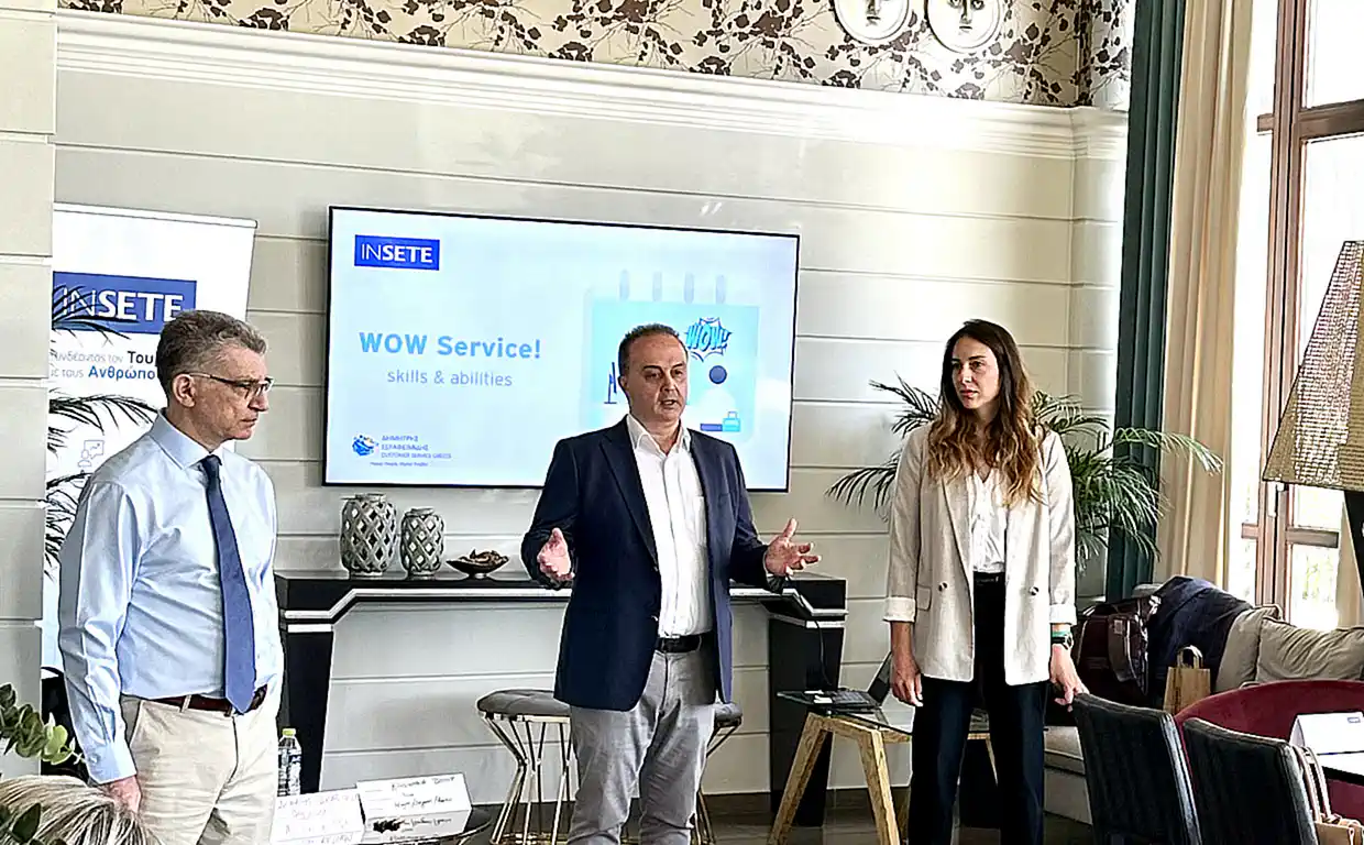 Ηρακλής Τσιτλακίδης: «Συνδέουμε τον τουρισμό με τους ανθρώπους του» Ηρακλής Τσιτλακίδης: «Συνδέουμε τον τουρισμό με τους ανθρώπους του»