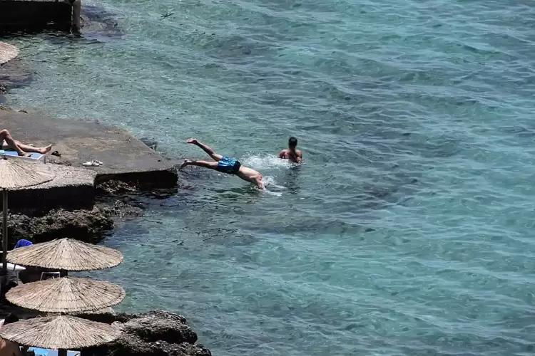 Ο καιρός του Αγίου Πνεύματος – Οι εκτιμήσεις για τις επόμενες δύο εβδομάδες